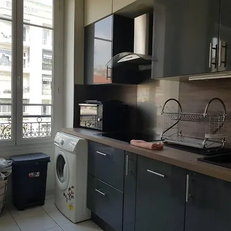 Cosy 3 Pieces Proche *