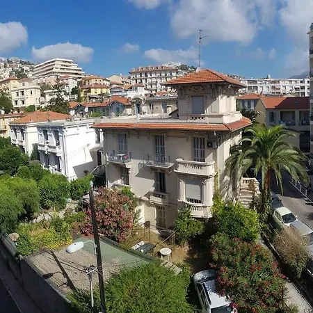 Cosy 3 Pieces Proche * Nice